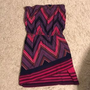 Adorable strapless dress from Express!